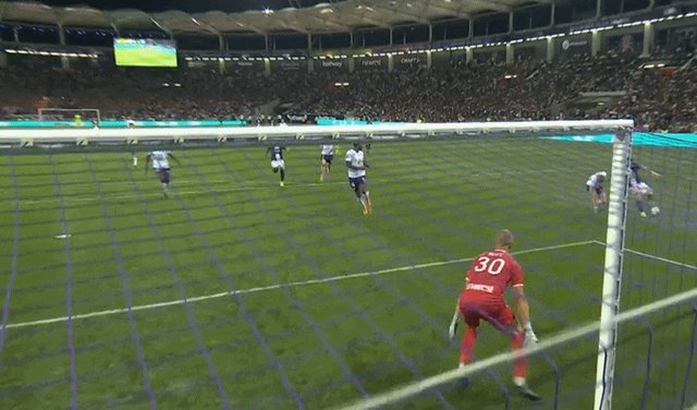 1661988972110015867.gif 巴黎.gif